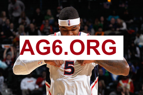 拓媒：我希望杨瀚森能拿30+20 对阵奇才他表现合格 应多给他时间